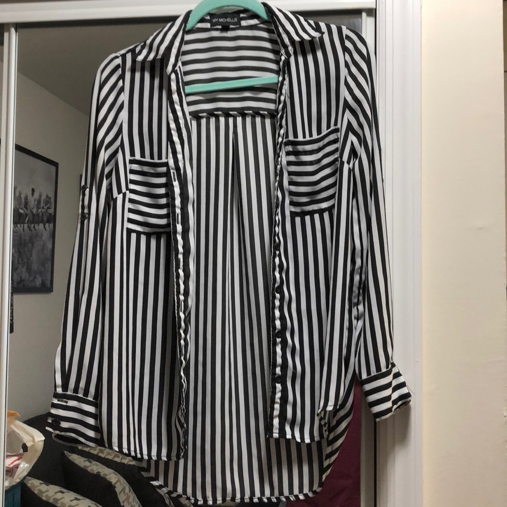 Black and White Striped Women's Top
